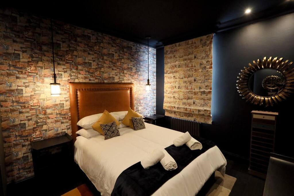 Elegant Norwich Apartment In The Lanes W Parking Luaran gambar